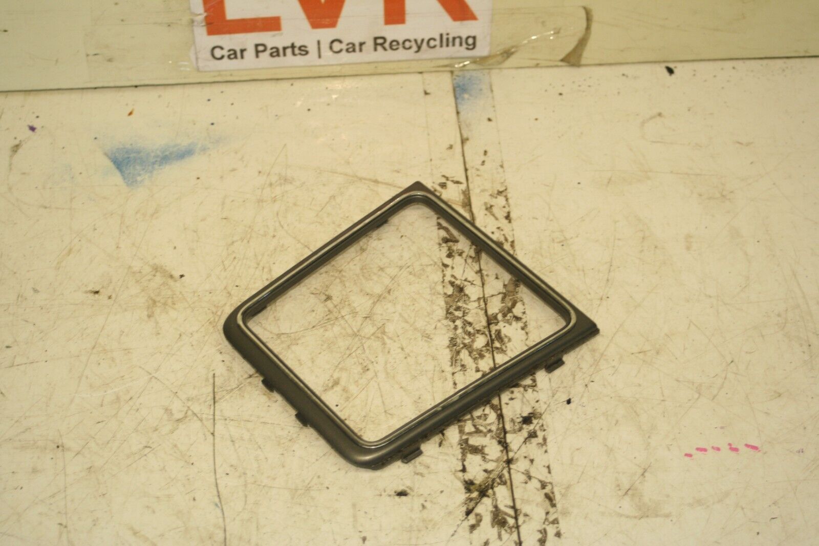2008 VAUXHALL VECTRA C, 2.2 PETROL. GEAR SELECTOR SURROUND