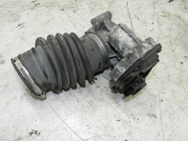 2008 FORD FOCUS CC CONVERTIBLE. THROTTLE BODY WITH INTAKE PIPE