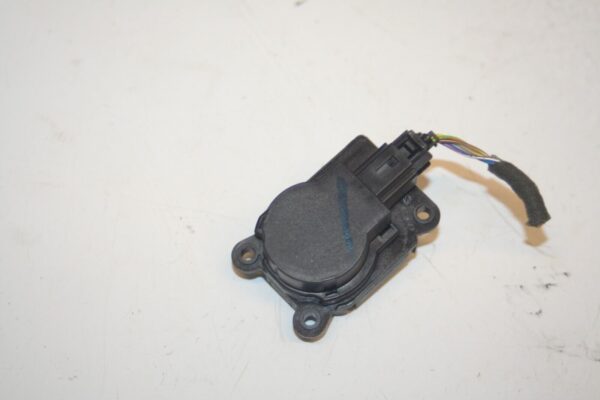 2016 FORD KUGA MK2. HEATER BLOWER FLAP MOTOR ACTUATOR - Image 2
