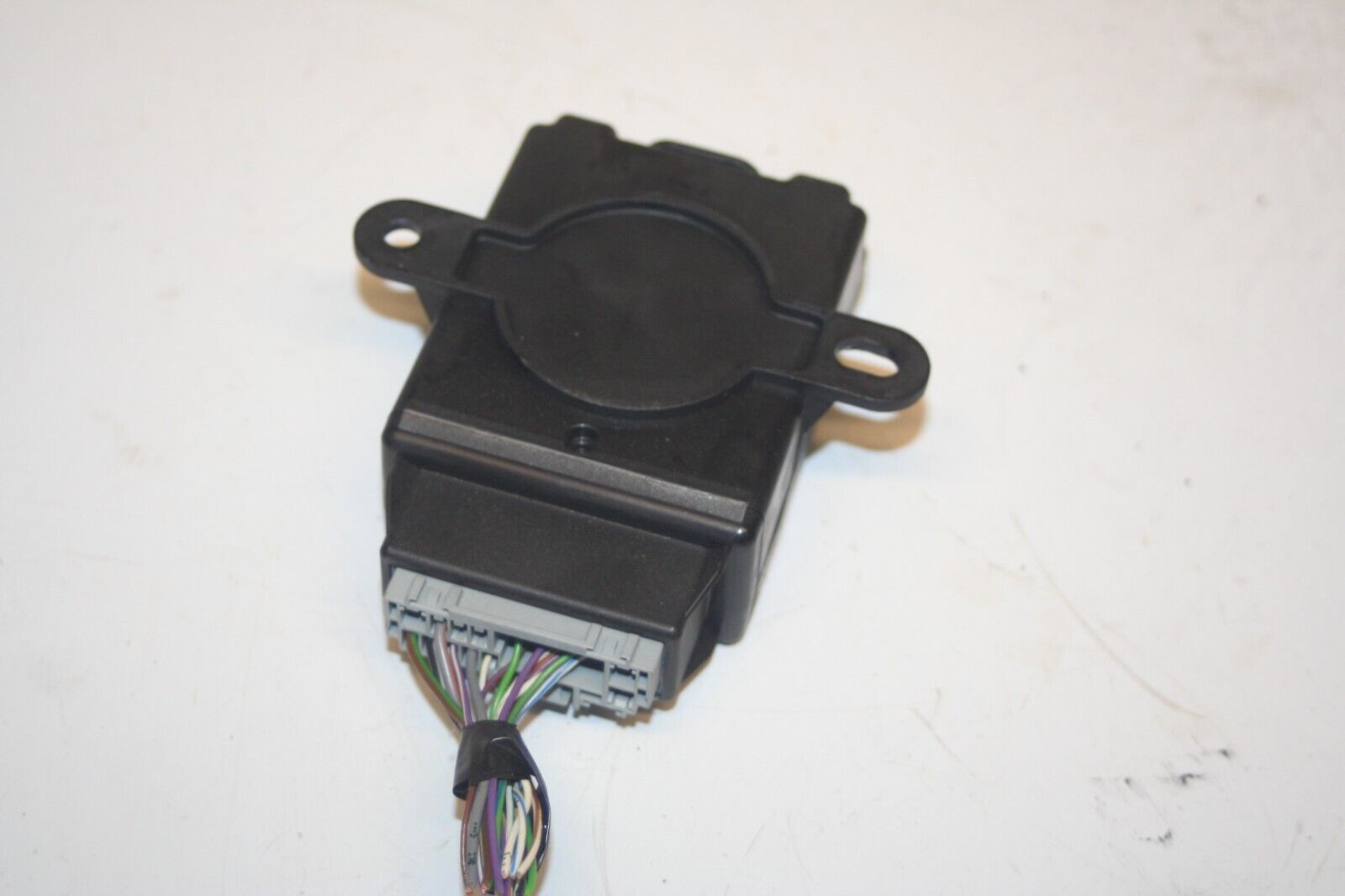 2016 FORD KUGA MK2. 7571-13k031-CC LAMP CONTROL MODULE ECU - Image 2