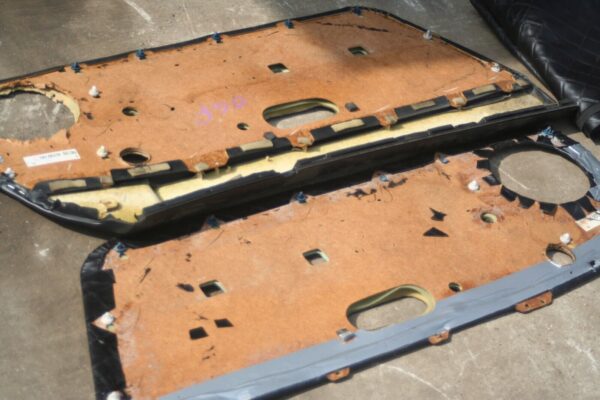 MAZDA MX5 MK1. DOOR CARDS PART REUPHOLSTERED WITH LEATHER FABRIC - Image 4