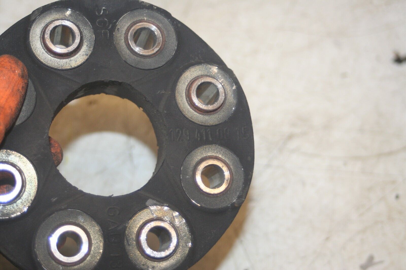 2005 MERCEDES S CLASS W220. PROPSHAFT RUBBER DONUT 1294110015 - Image 5