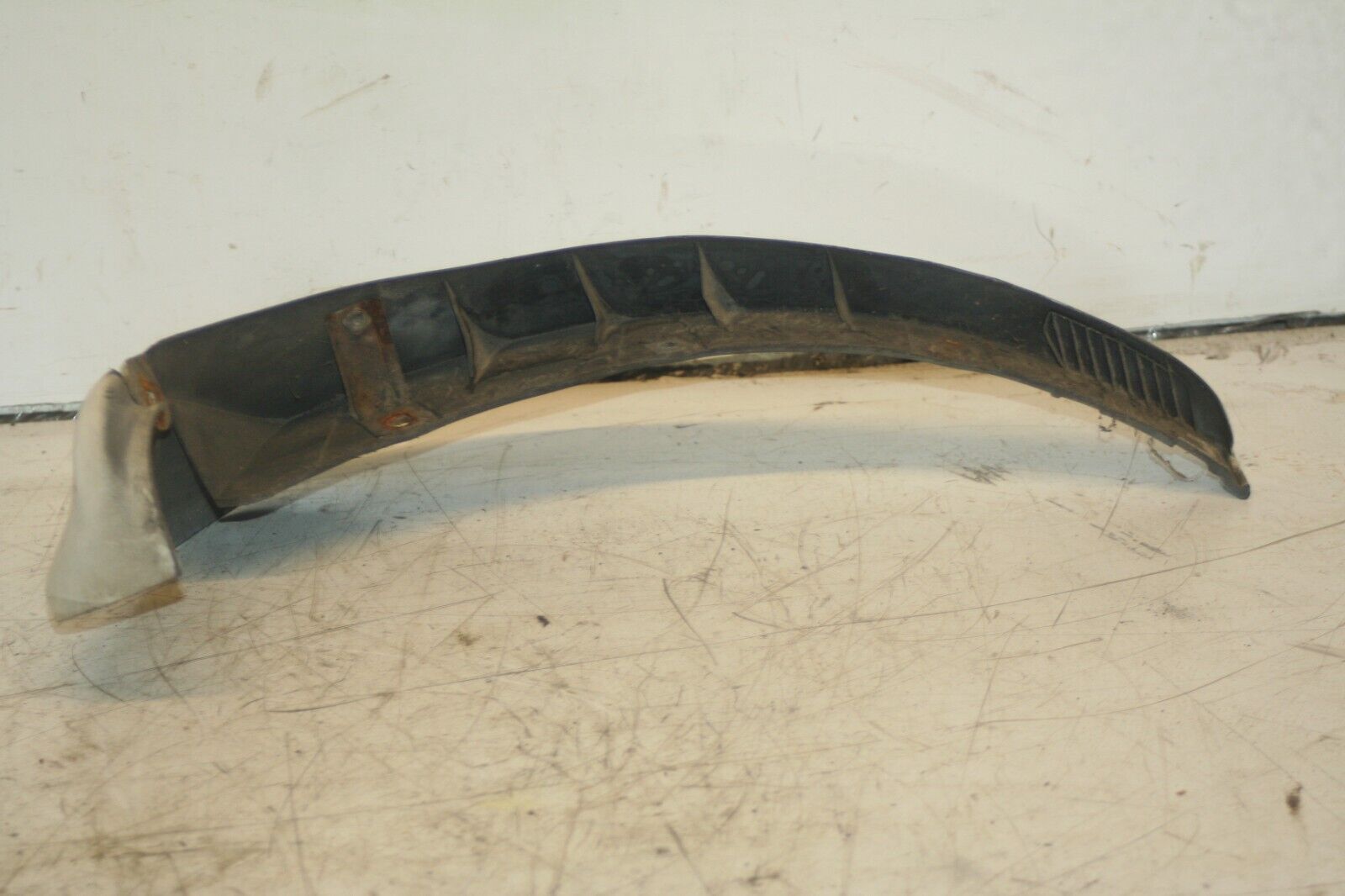 MAZDA MX5 MK1. PASSENGER SIDE MUD FLAP IN WHITE - Image 4