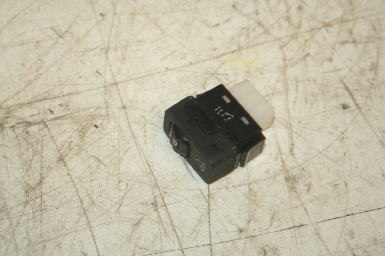 MAZDA MX5 MK1. HEADLIGHT ADJUSTER SWITCH - Image 3