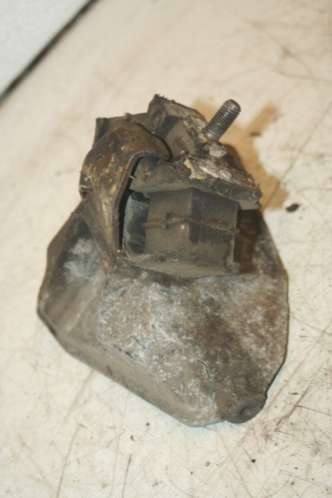 MAZDA MX5 MK1. ENGINE MOUNT - Image 3