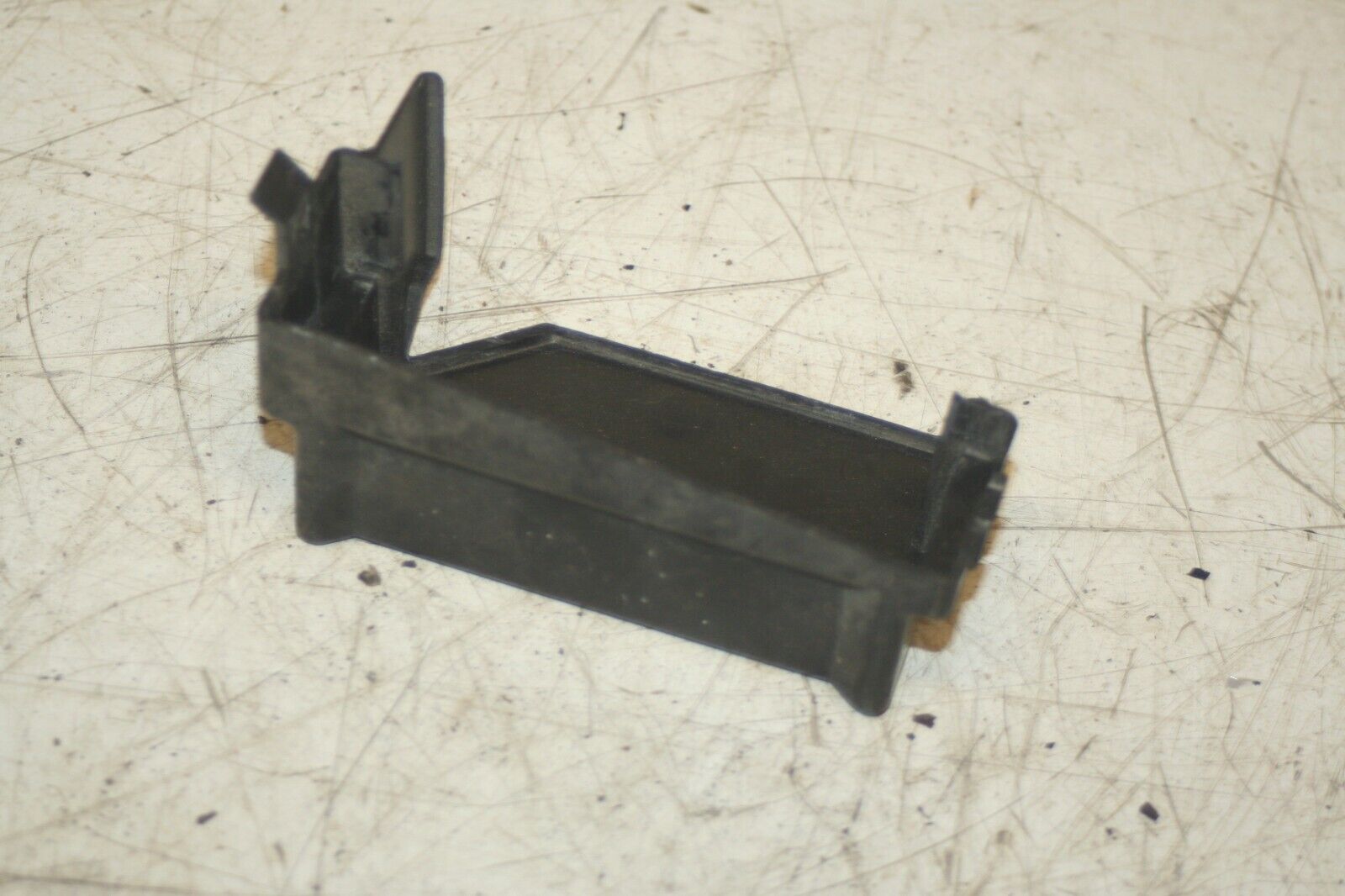 MAZDA MX5 MK1. FUSE BOX COVER LID - Image 3