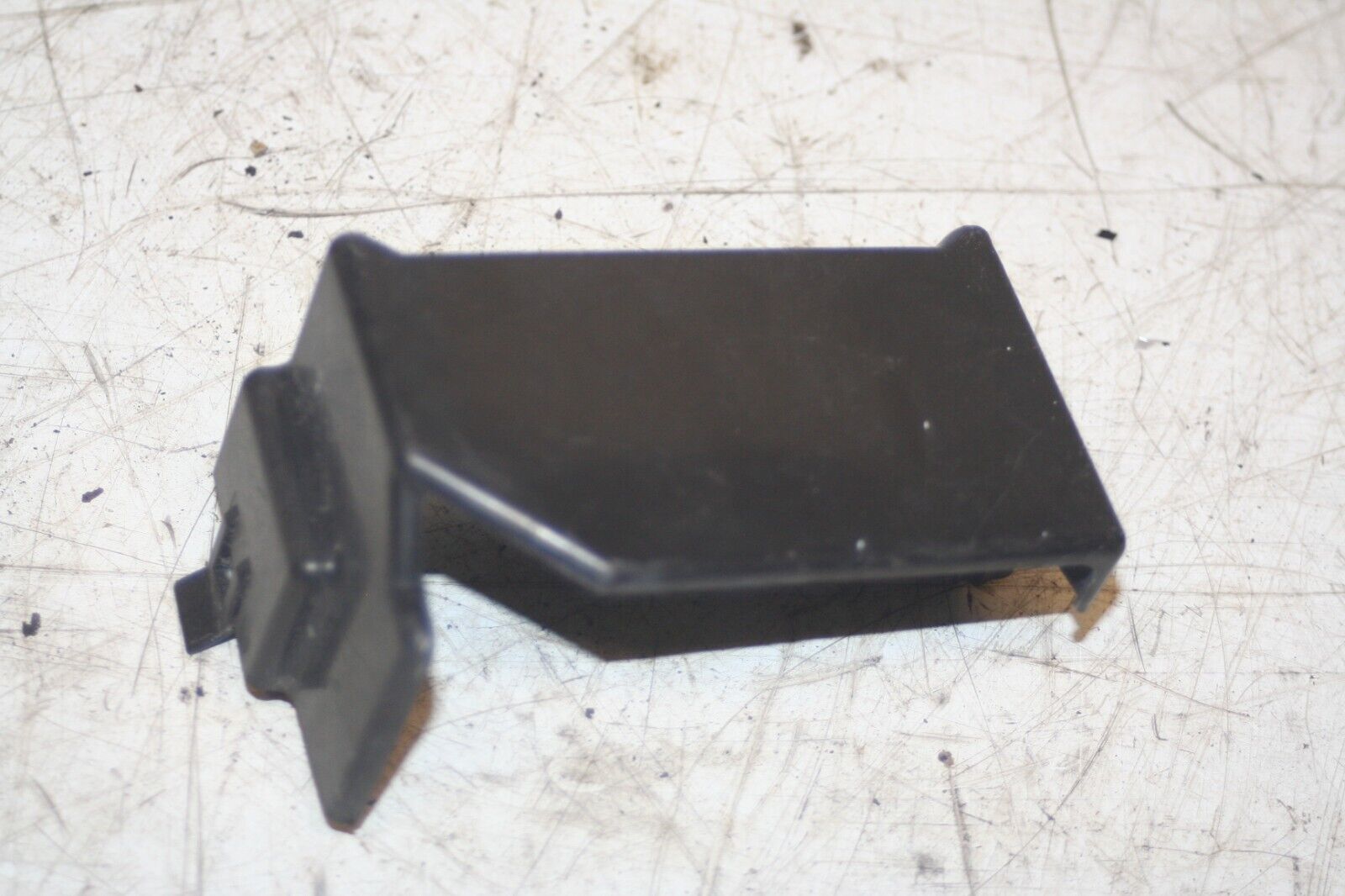 MAZDA MX5 MK1. FUSE BOX COVER LID - Image 4