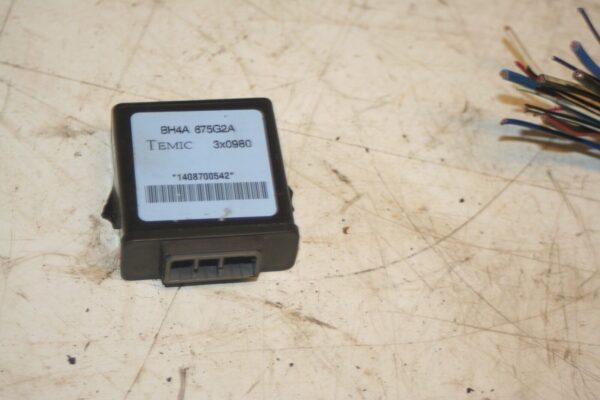 MAZDA MX5 MK1. BH4A 675G2 ECU IMMOBILISER - Image 3