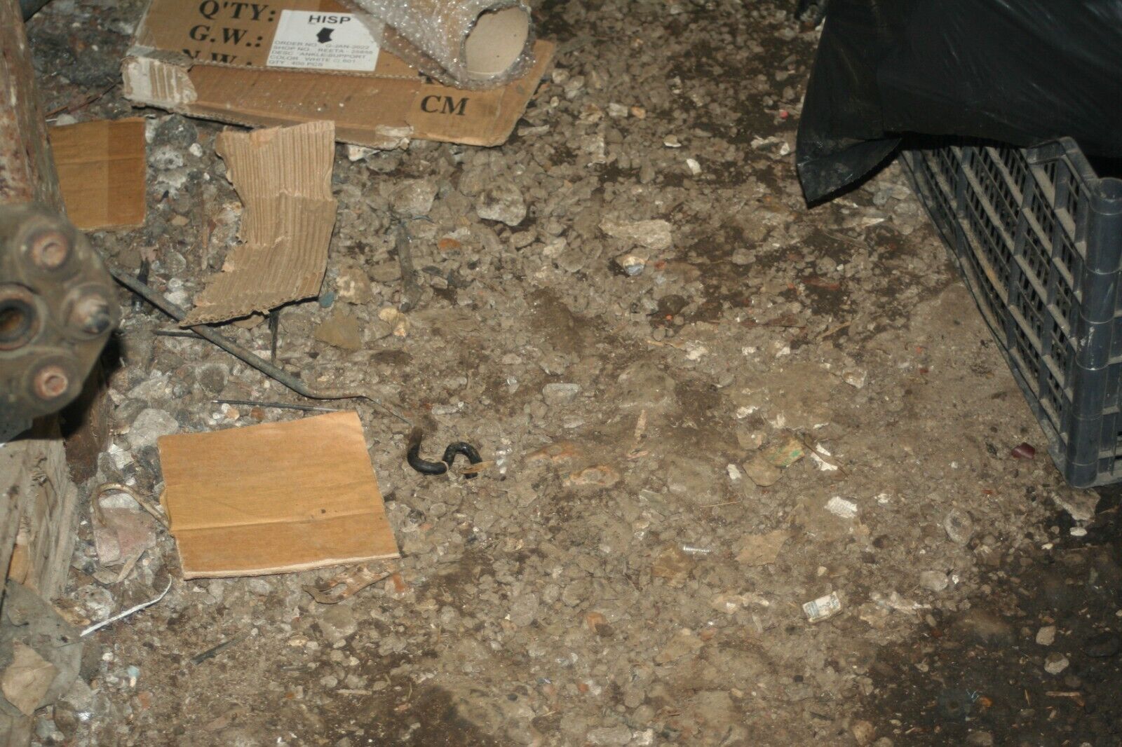 2016 FORD KUGA MK2. DRIVER SIDE REAR PILLAR TRIM - Image 5