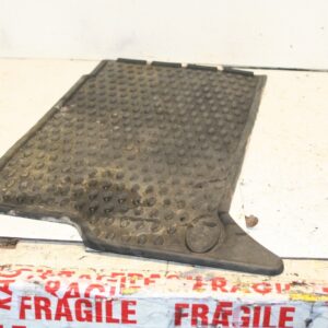 2001 LAND ROVER DISCOVERY 2 TD5. REAR RUBBER FLOOR MAT SECTION