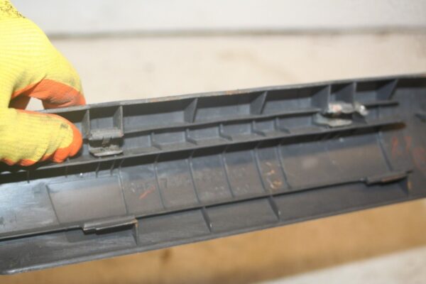 (98) TOYOTA RAV 4 MK1. SILL TRIM - Image 4