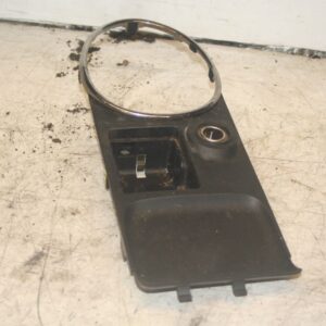 2004 LEXUS IS200. CENTRE CONSOLE TRIM GEAR SURROUND