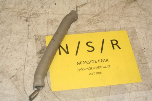 2004 LEXUS IS200. GRAB HANDLE - Image 3