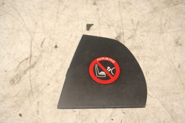 2004 LEXUS IS200. DASHBOARD END TRIM - Image 2