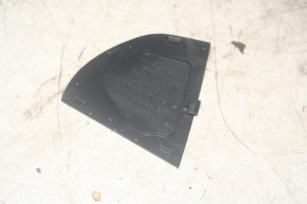 2004 LEXUS IS200. DASHBOARD END TRIM - Image 3