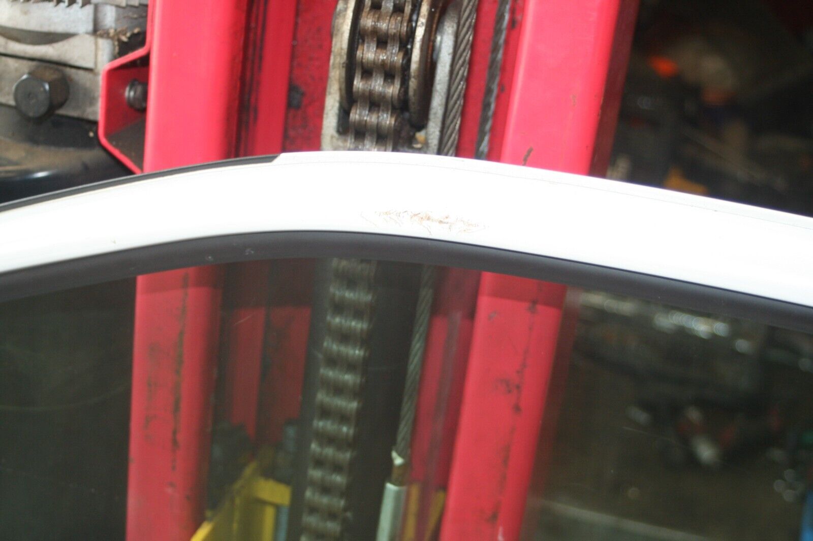 2010 CITROEN DS3. DRIVERS SIDE DOOR IN WHITE NO DOOR CARD OR WING MIRROR - Image 13