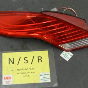 2008 FORD FOCUS CC CONVERTIBLE. PASSENGER SIDE REAR INNER LIGHT