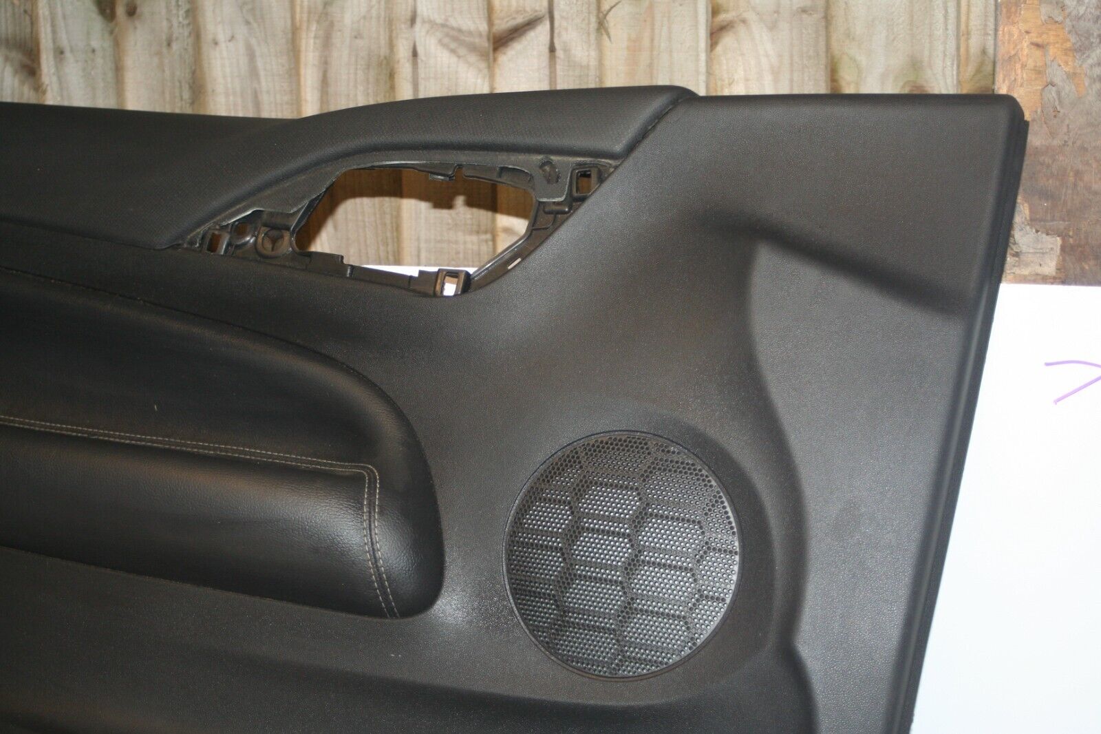 2010 CITROEN DS3. PASSENGER SIDE DOOR CARD - Image 4