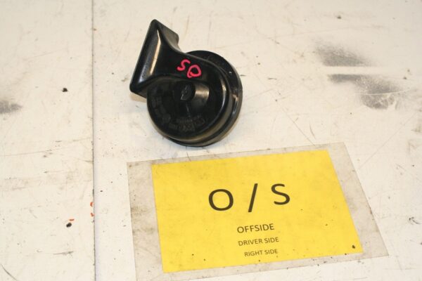2001 LAND ROVER DISCOVERY 2 TD5. DRIVER SIDE HORN - Image 3
