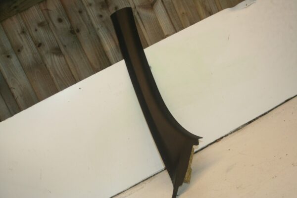 2010 CITROEN DS3. DRIVER SIDE A PILLAR TRIM - Image 2