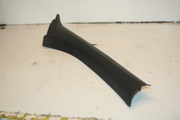 2010 CITROEN DS3. DRIVER SIDE A PILLAR TRIM - Image 3
