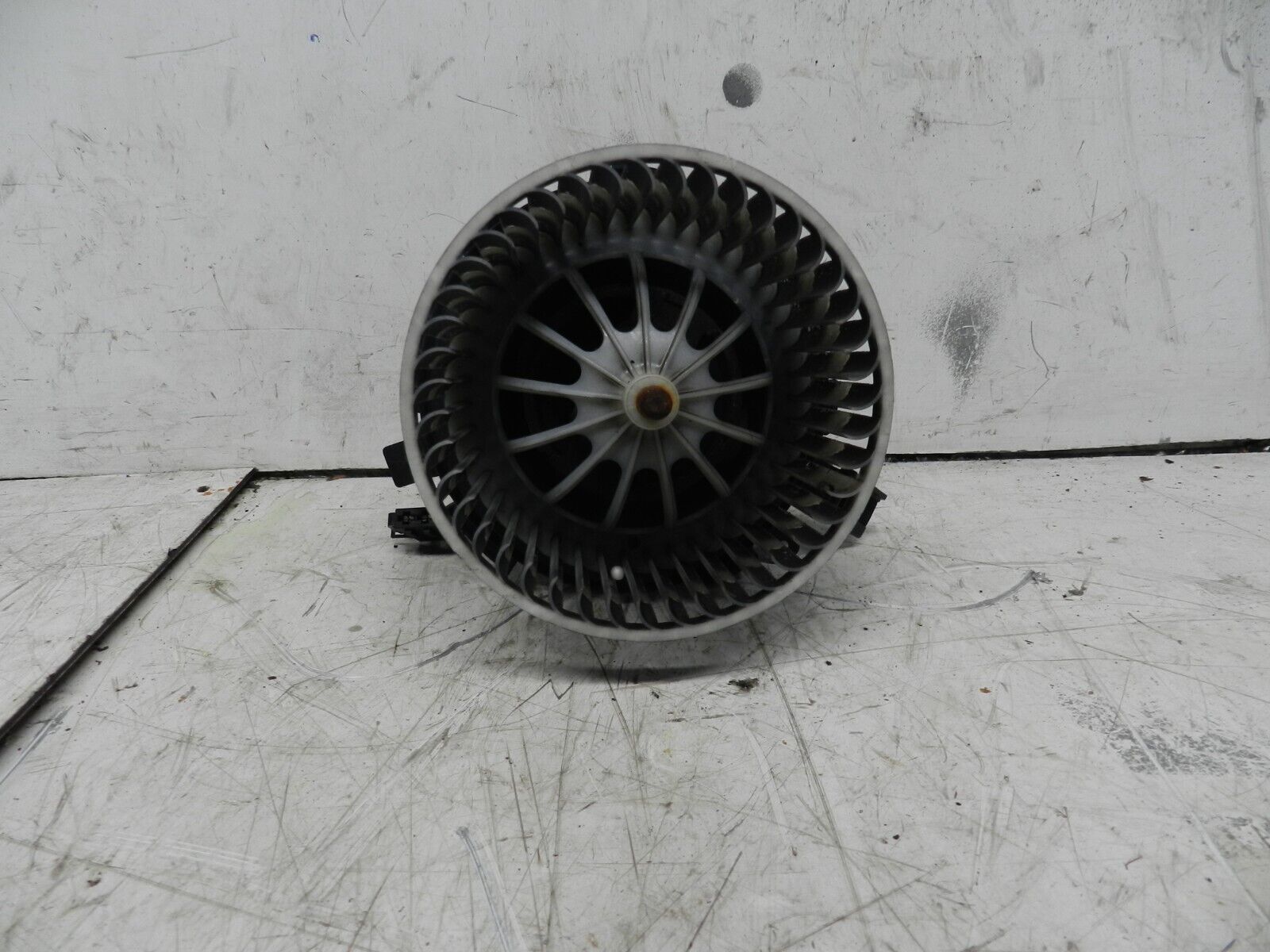 2014 AUDI S4 QUATRO A4 B8. HEATER BLOWER FAN MOTOR