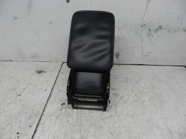 2014 AUDI S4 QUATRO A4 B8. CENTRE CONSOLE ARM REST - Image 2