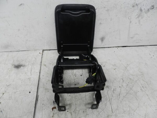 2014 AUDI S4 QUATRO A4 B8. CENTRE CONSOLE ARM REST - Image 3