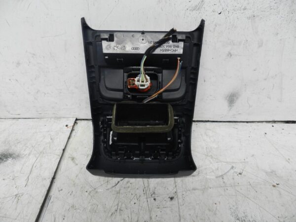 2014 AUDI S4 QUATRO A4 B8. AIR VENTS 12V SOCKET CENTRE CONSOLE REAR - Image 4