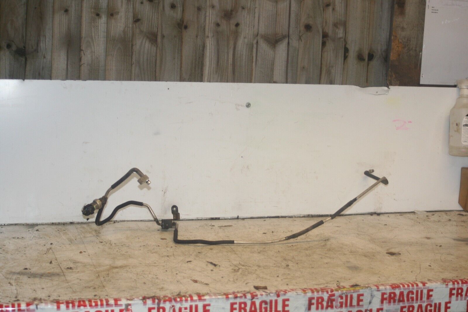 2004 LEXUS IS200. AIR CON PIPE + SENSOR