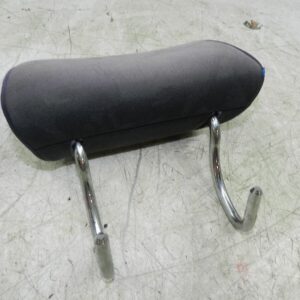 (141) MERCEDES E CLASS SALOON W210. REAR SEAT HEAD REST