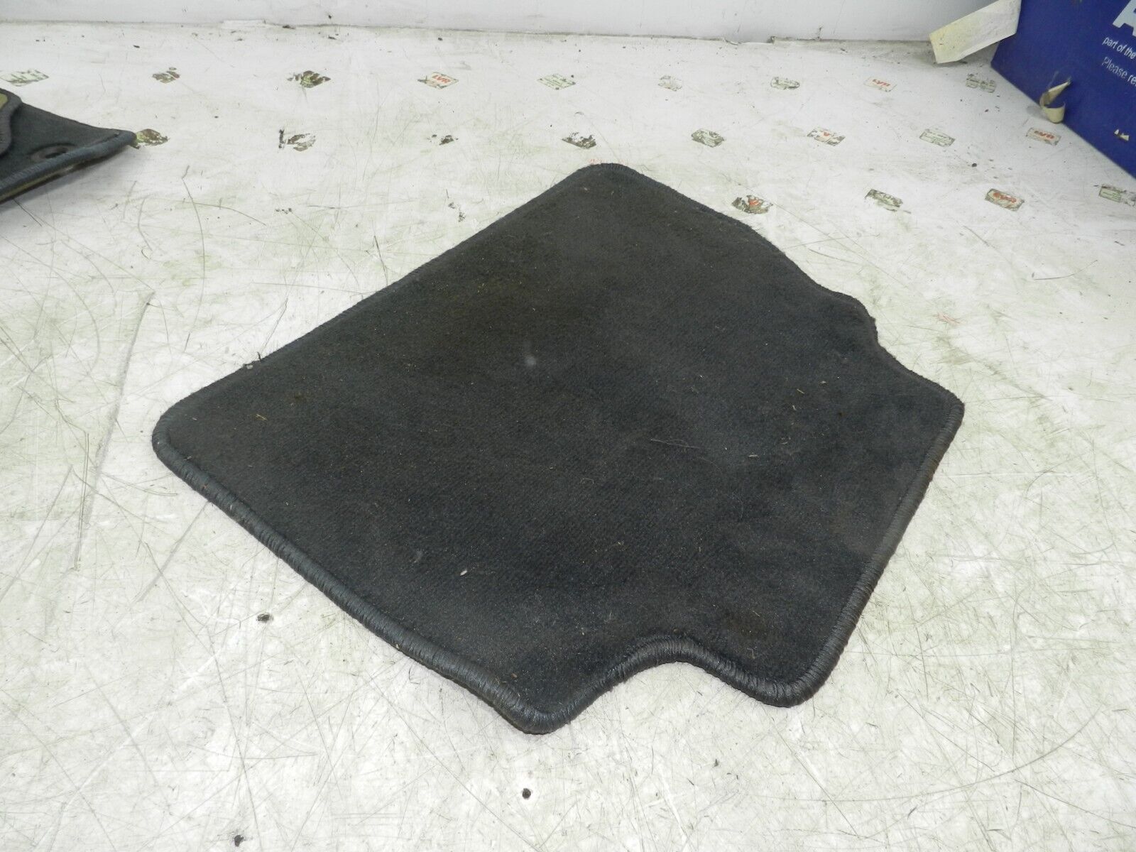 (141) MERCEDES E CLASS SALOON W210. FLOOR MATS SET OF 4
