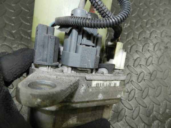 151. 2008 FORD FOCUS MK2 TITANIUM. POWER STEERING PUMP 4M513K514CA - Image 4
