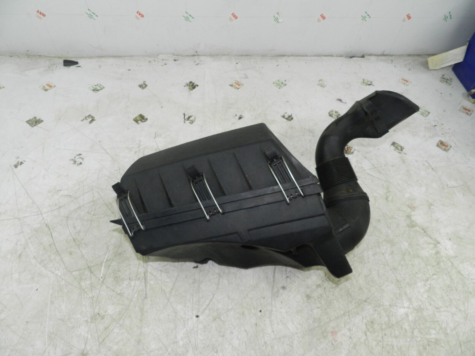 (141) MERCEDES E CLASS SALOON W210. AIR FILTER HOUSING BOX - Image 3