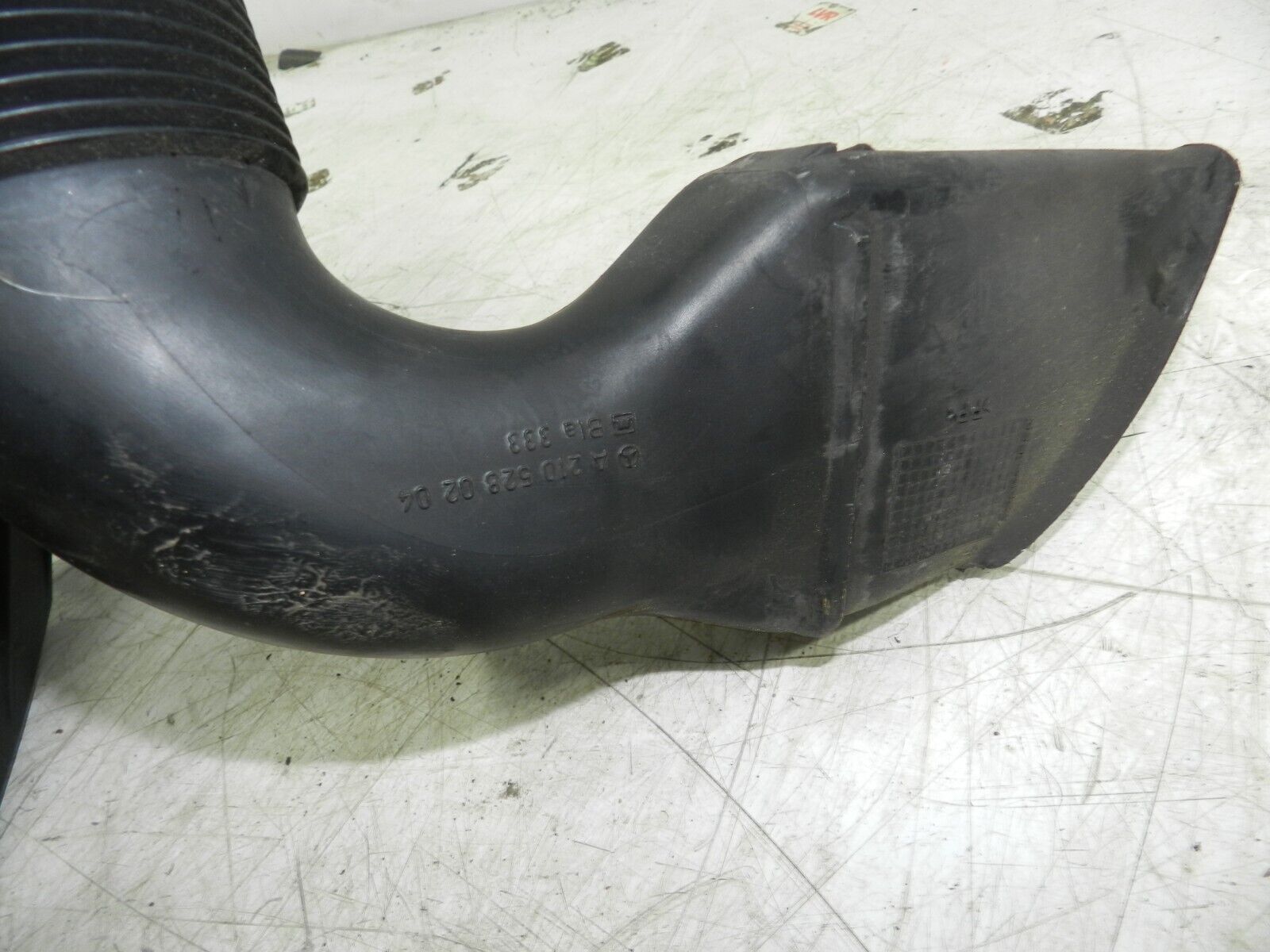 (141) MERCEDES E CLASS SALOON W210. AIR FILTER HOUSING BOX - Image 5