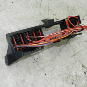 (141) MERCEDES E CLASS SALOON W210. FUSE BOX BOARD