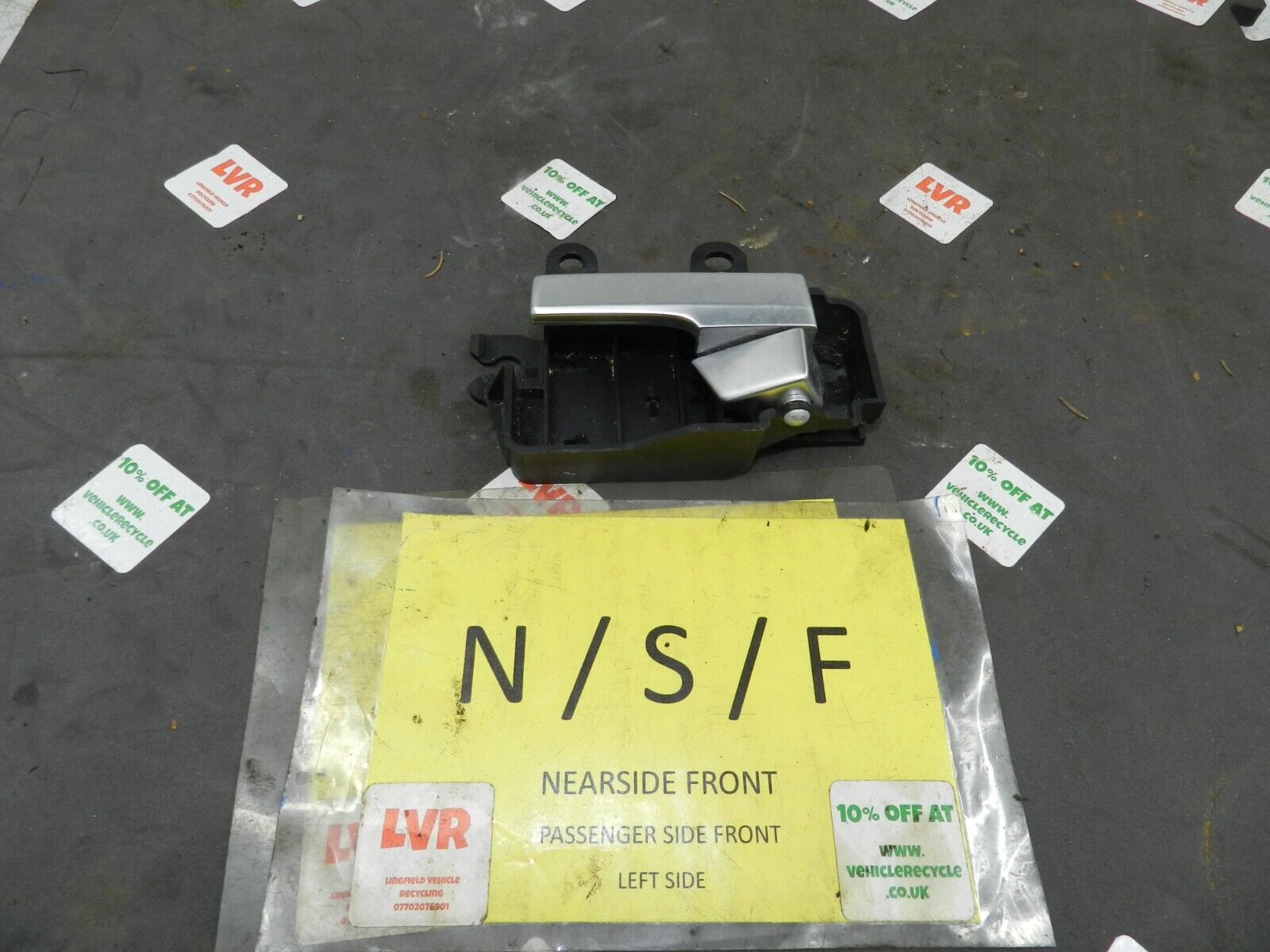 2008 FORD FOCUS CC CONVERTIBLE. PASSENGER SIDE HANDLE INTERNAL