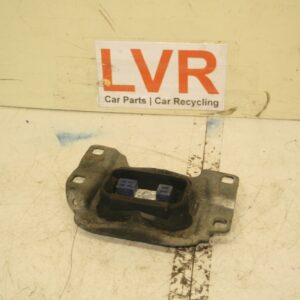 (6B) 2013 FORD FOCUS 1.0 ECOBOOST. ENGINE MOUNT