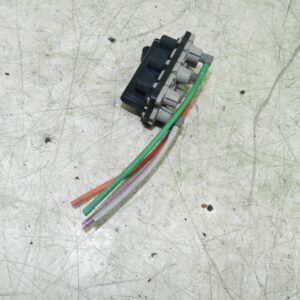 (141) MERCEDES E CLASS SALOON W210. AIR VACUUM PUMP SOLENOID