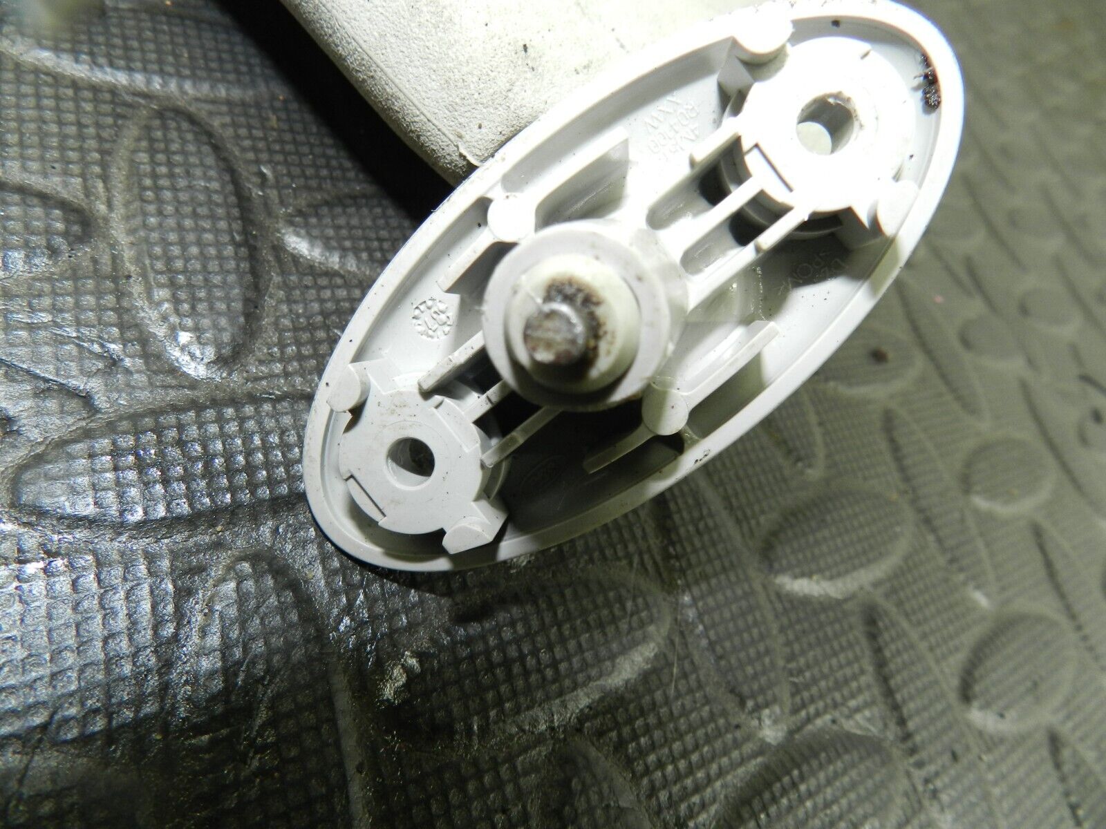 151. 2008 FORD FOCUS MK2 TITANIUM. DRIVER SIDE SUN VISOR - Image 5