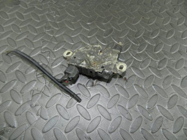 151. 2008 FORD FOCUS MK2 TITANIUM. BONNET LOCK LATCH - Image 2