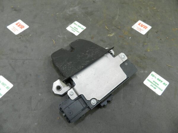 2008 FORD FOCUS CC CONVERTIBLE. BOOT LID TAILGATE LATCH CATCH LOCK - Image 2