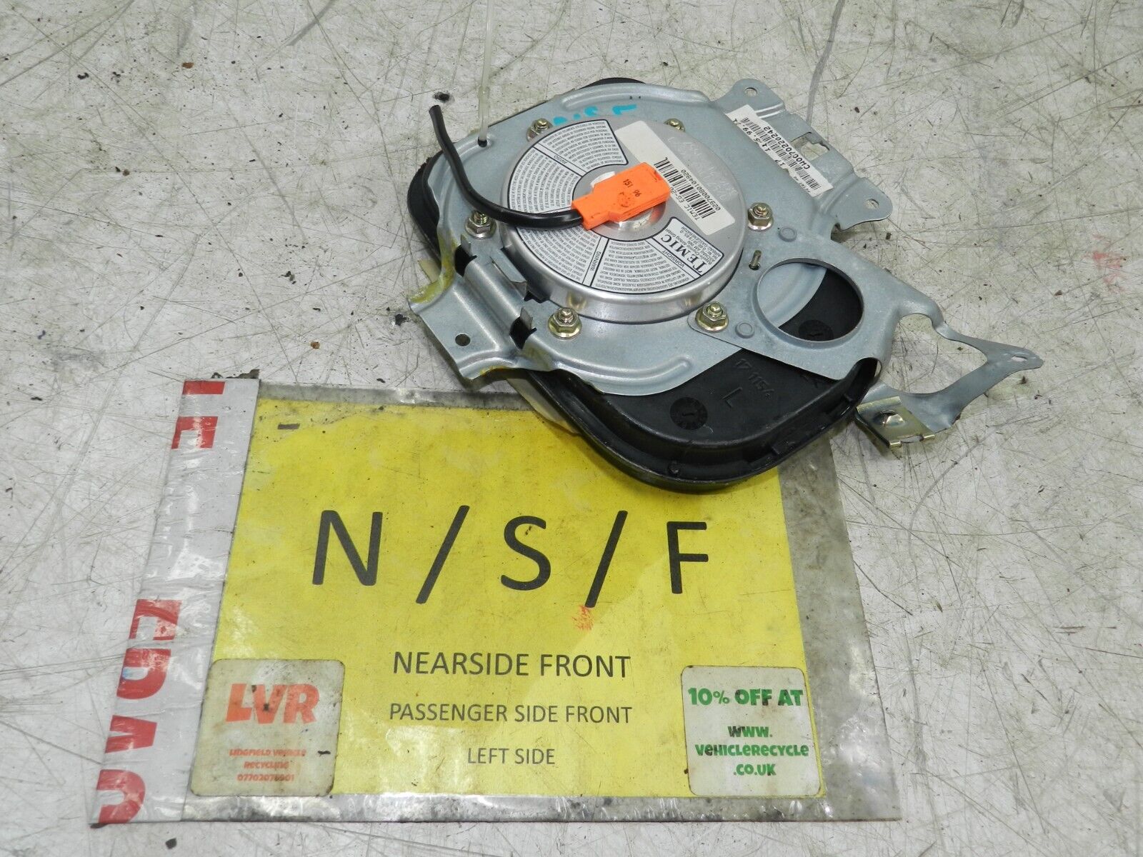 (141) MERCEDES E CLASS SALOON W210. PASSENGER SIDE FRONT DOOR AIR BAG