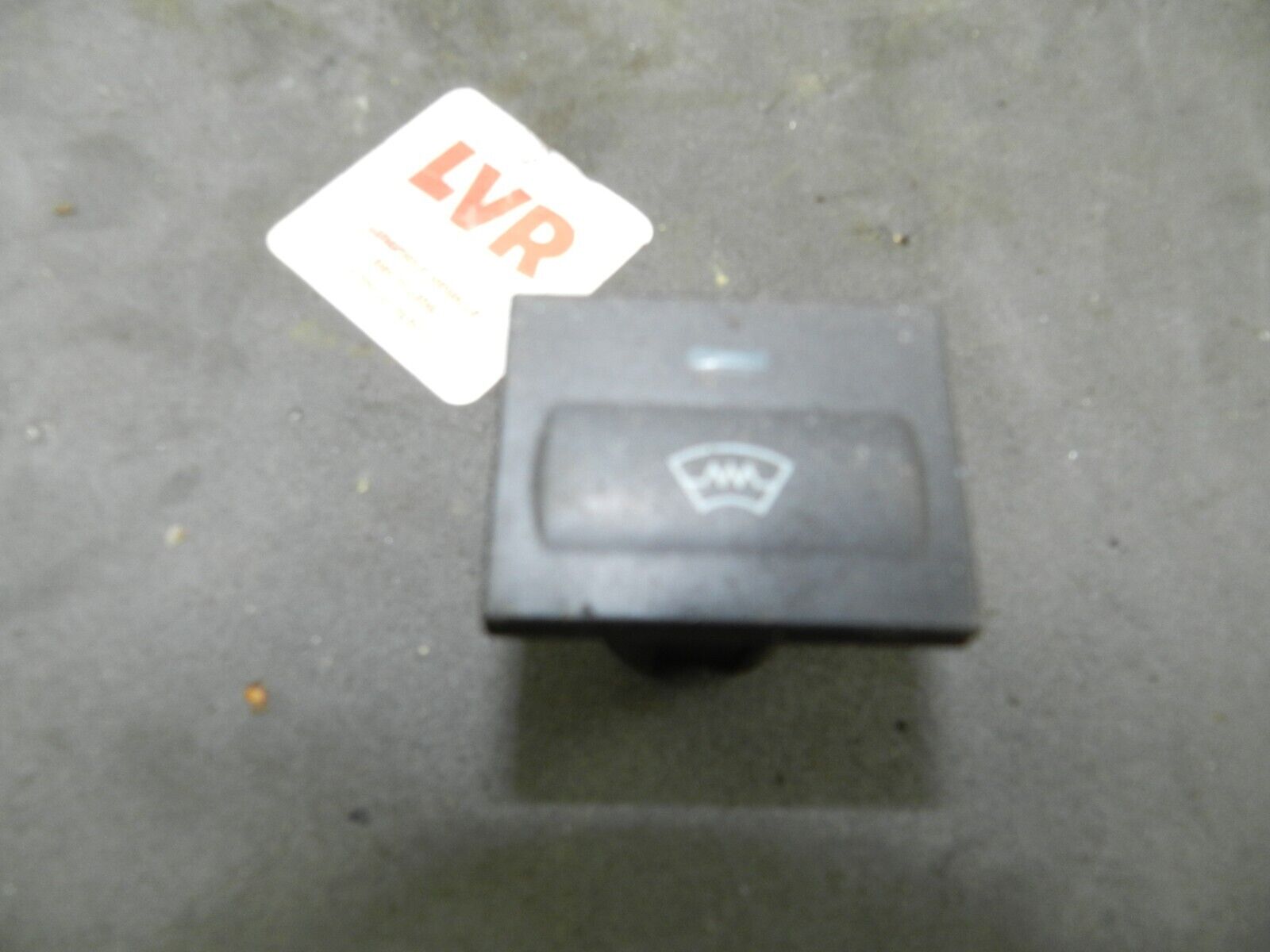 2008 FORD FOCUS CC CONVERTIBLE. WIND SCREEN DEMISTER BUTTON