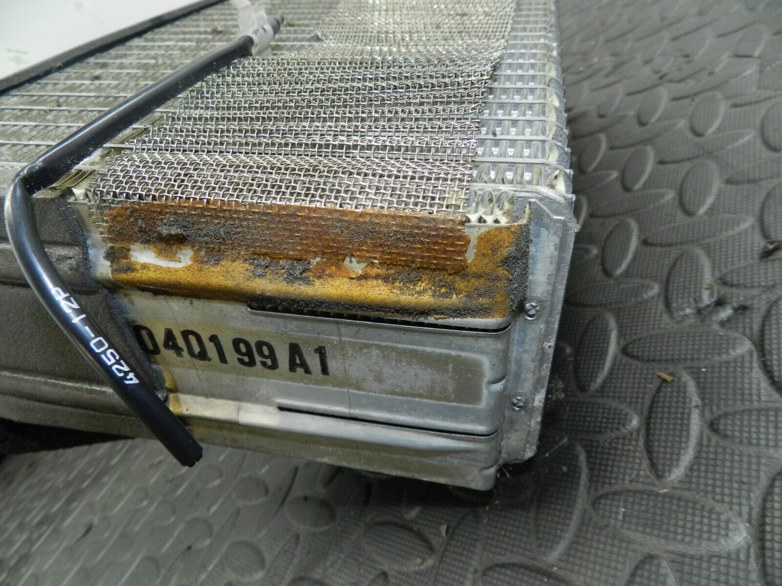 147. JAGUAR XJ6 XJ40. AIR CON MATRIX RADIATOR CORE - Image 2