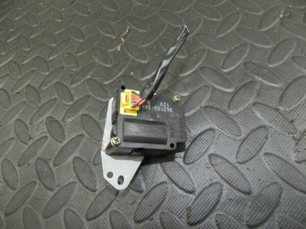 147. JAGUAR XJ6 XJ40. HEATER FLAP CONTROL ACTUATOR MOTOR