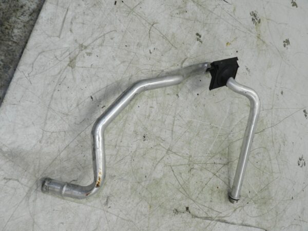 (141) MERCEDES E CLASS SALOON W210. COOLANT HEATER MATRIX PIPES - Image 2