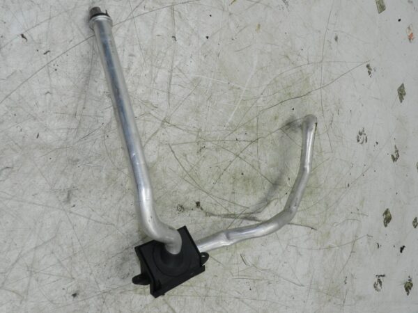 (141) MERCEDES E CLASS SALOON W210. COOLANT HEATER MATRIX PIPES - Image 3