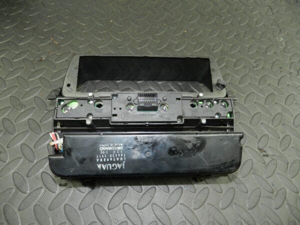147. JAGUAR XJ6 XJ40. HEATER CONTROL MODULE CLIMATE CONTROL PANEL - Image 2