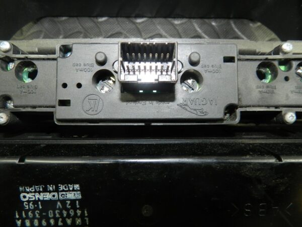 147. JAGUAR XJ6 XJ40. HEATER CONTROL MODULE CLIMATE CONTROL PANEL - Image 4
